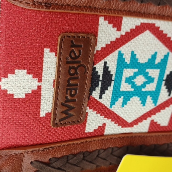 Wrangler Aztec Satchel/crossbody NWT - Picture 2 of 11